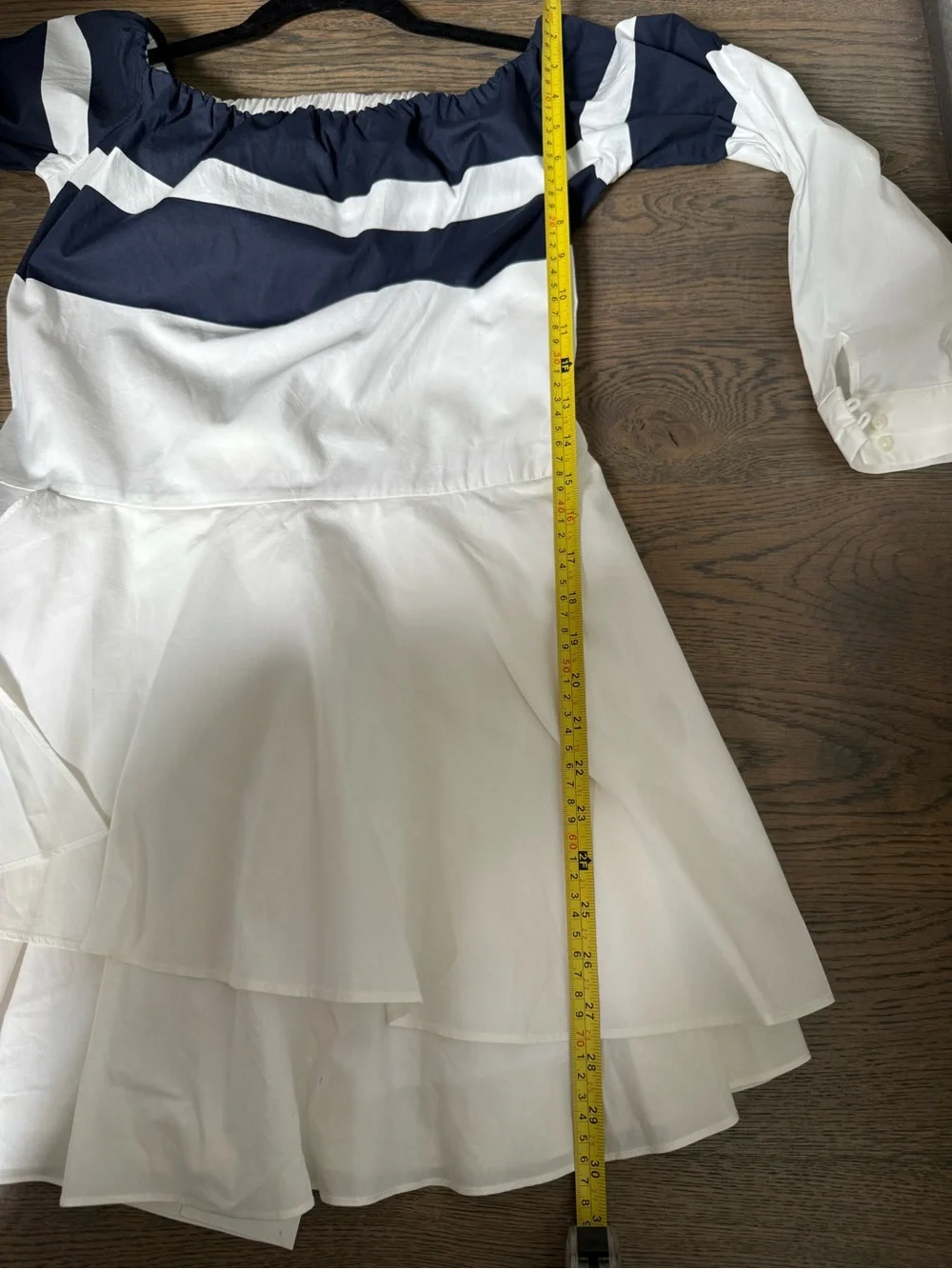 10 Crosby Derek Lam Intermix Exclusive Off-The-Shoulder Shirtdress. Size 4.